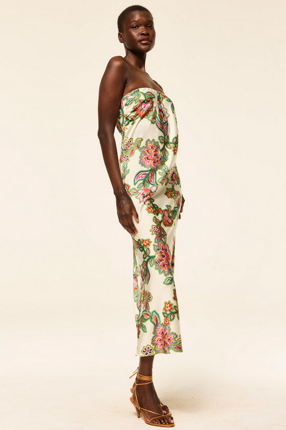 Misa Thara dress