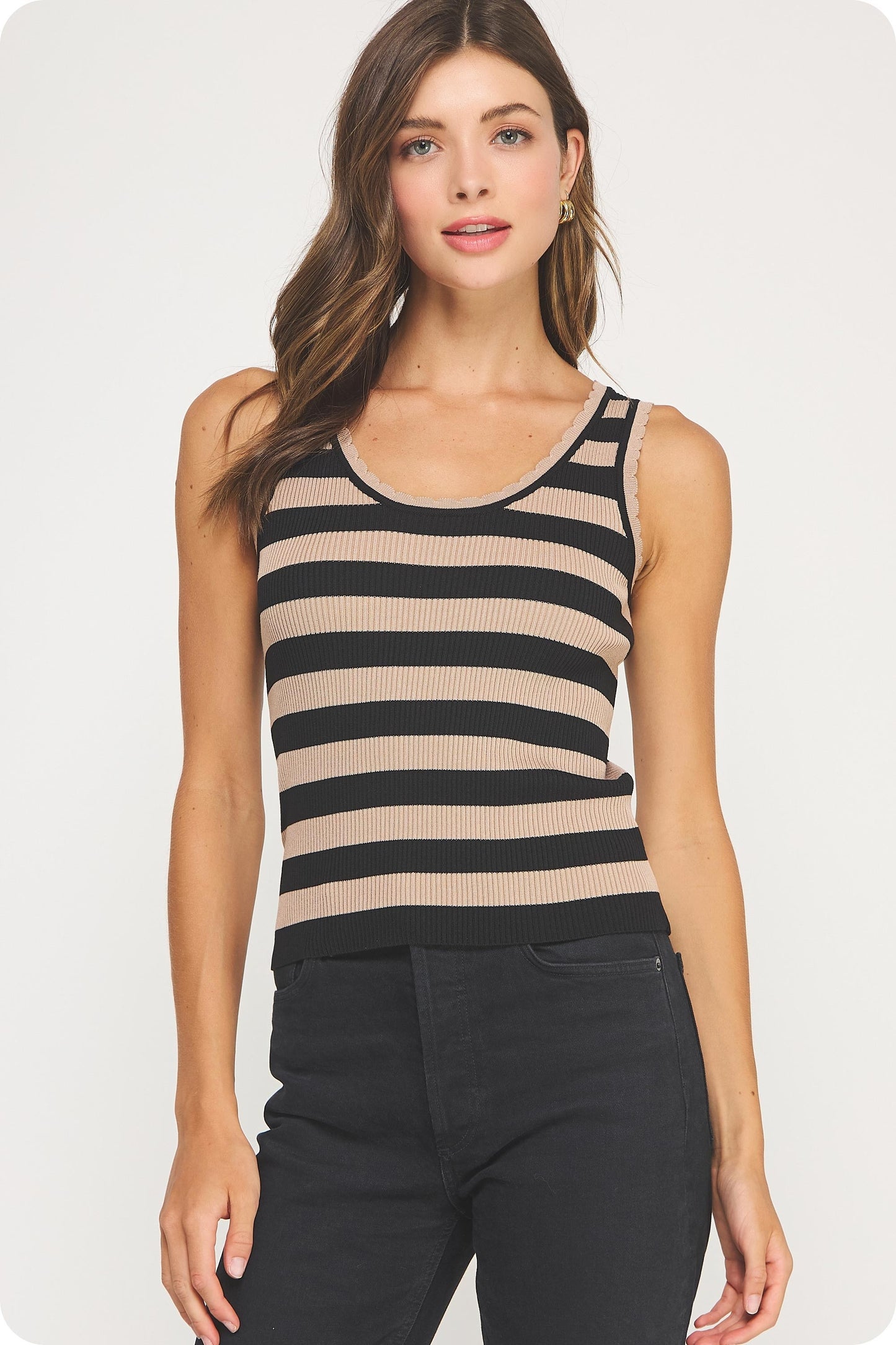 Tally scalloped tank top