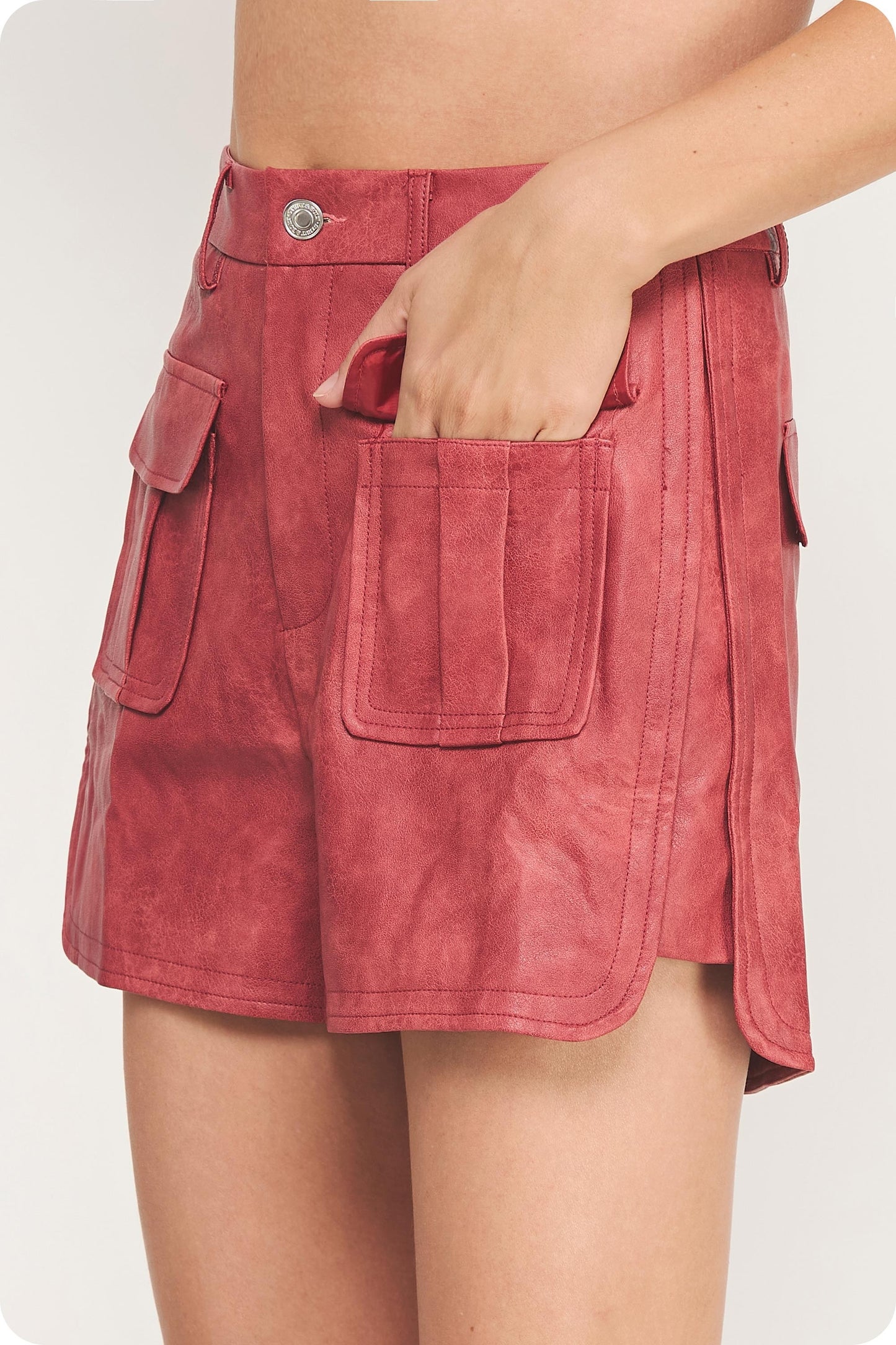 Talia side slit shorts