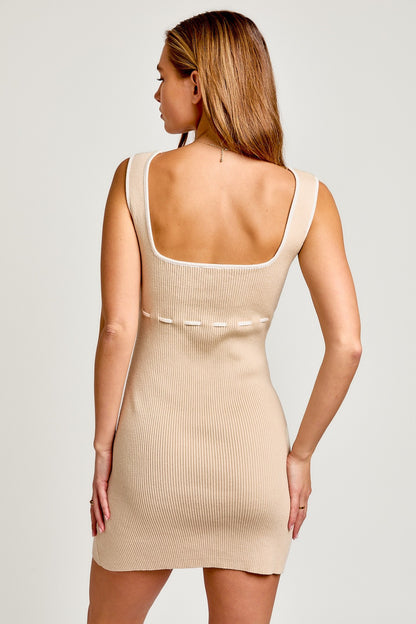 Macy Detailed sleeveless sweater dress