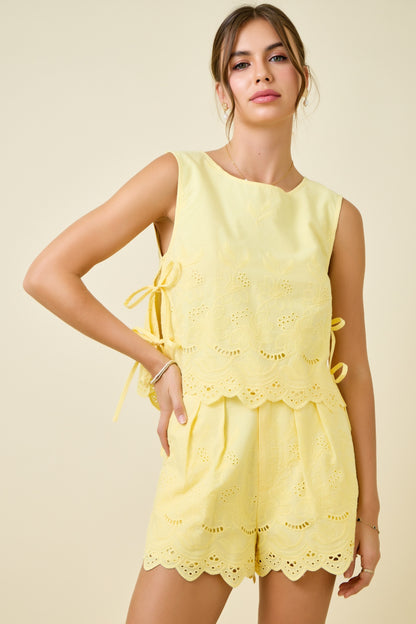 Fielder eyelet tie side short set