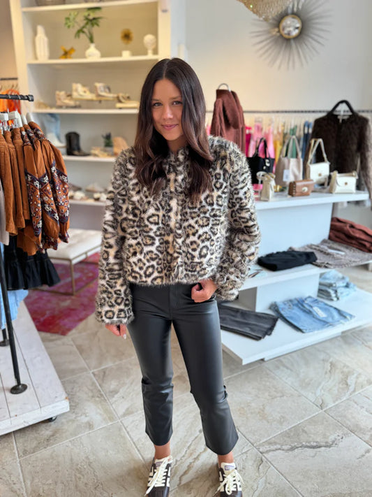 Cecile leopard coat