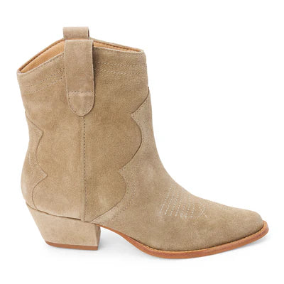 Matisee Arlo boot in taupe