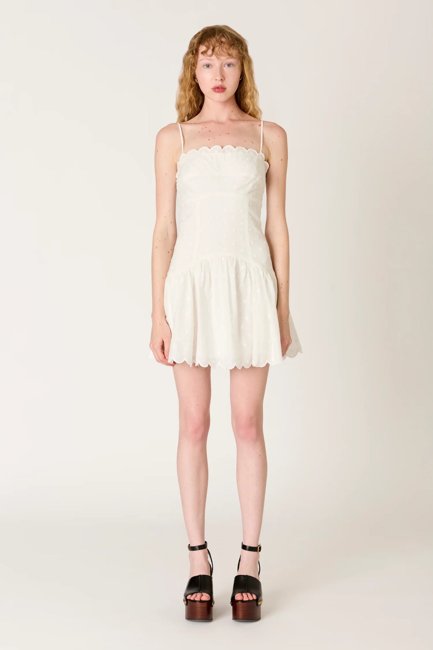 Nia Elvira Dress in white dot