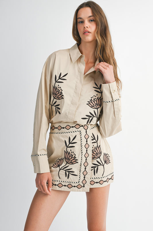 Hilary embroidered set